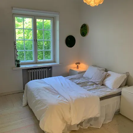 Charming In Toeoeloe With Nordic Design Helsingfors